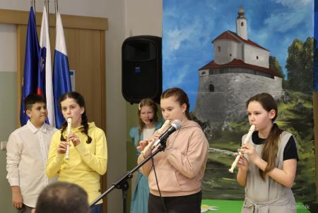 Potujemo v Kamnik. Kdo gre z nami (4)